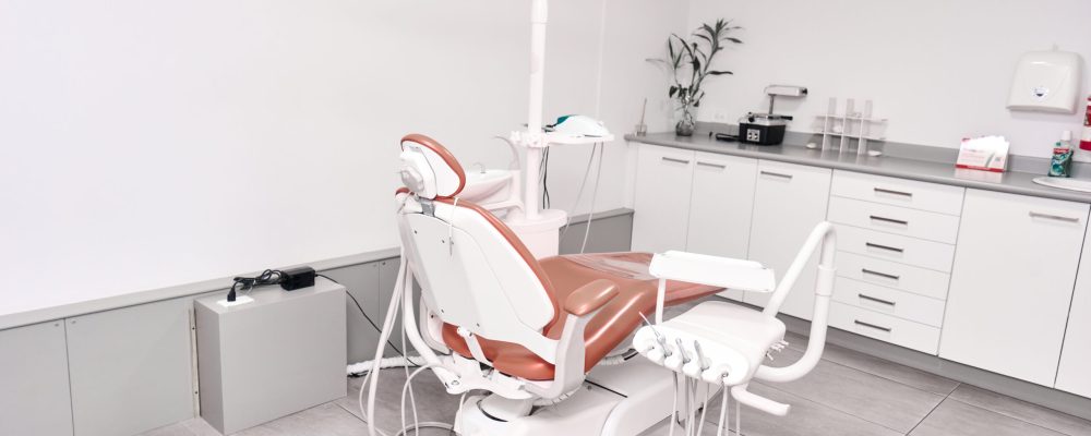 fernando-sandoval-periodoncia-equipo